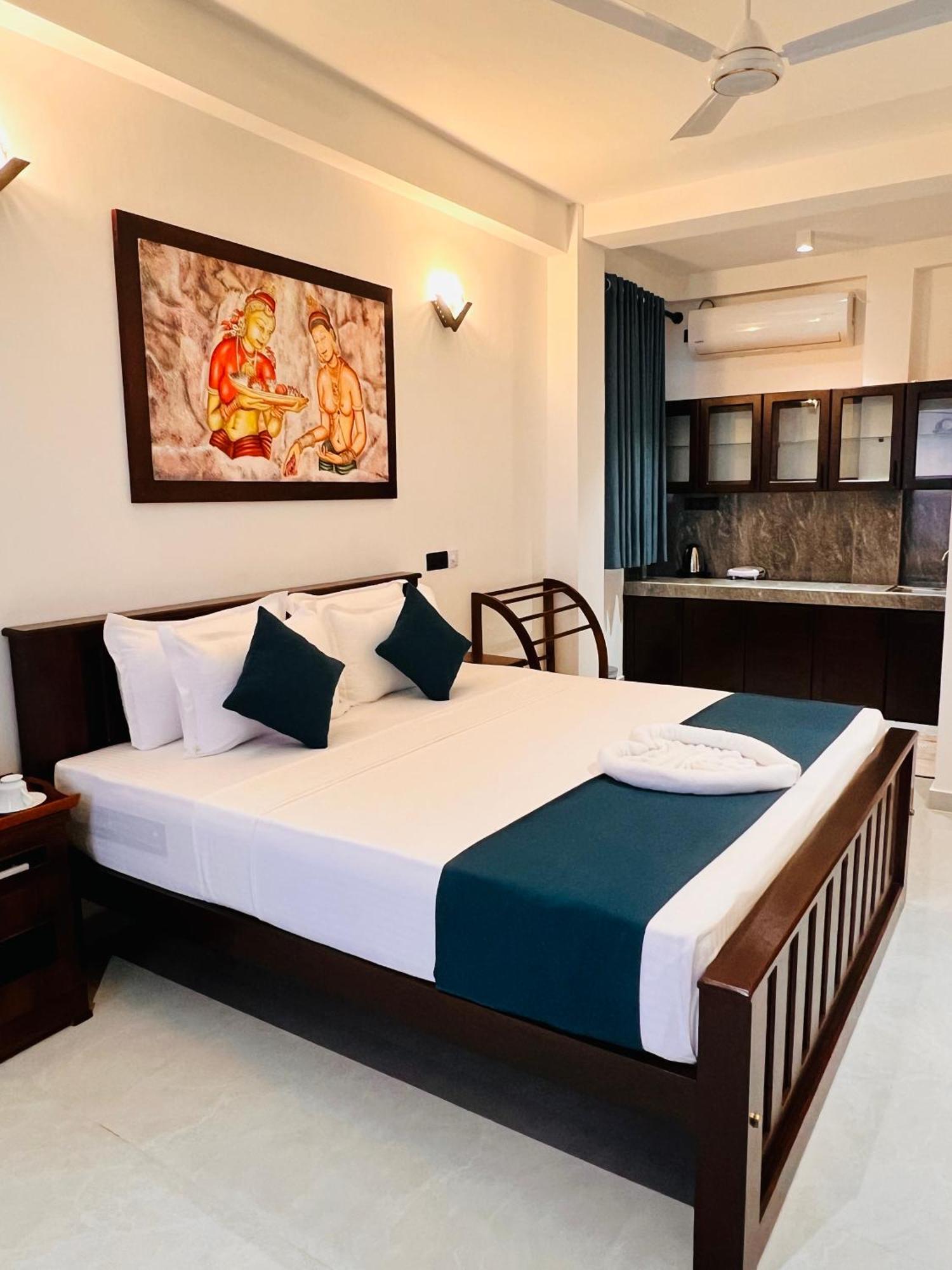 Ocean Front Villa Hikkaduwa Luaran gambar