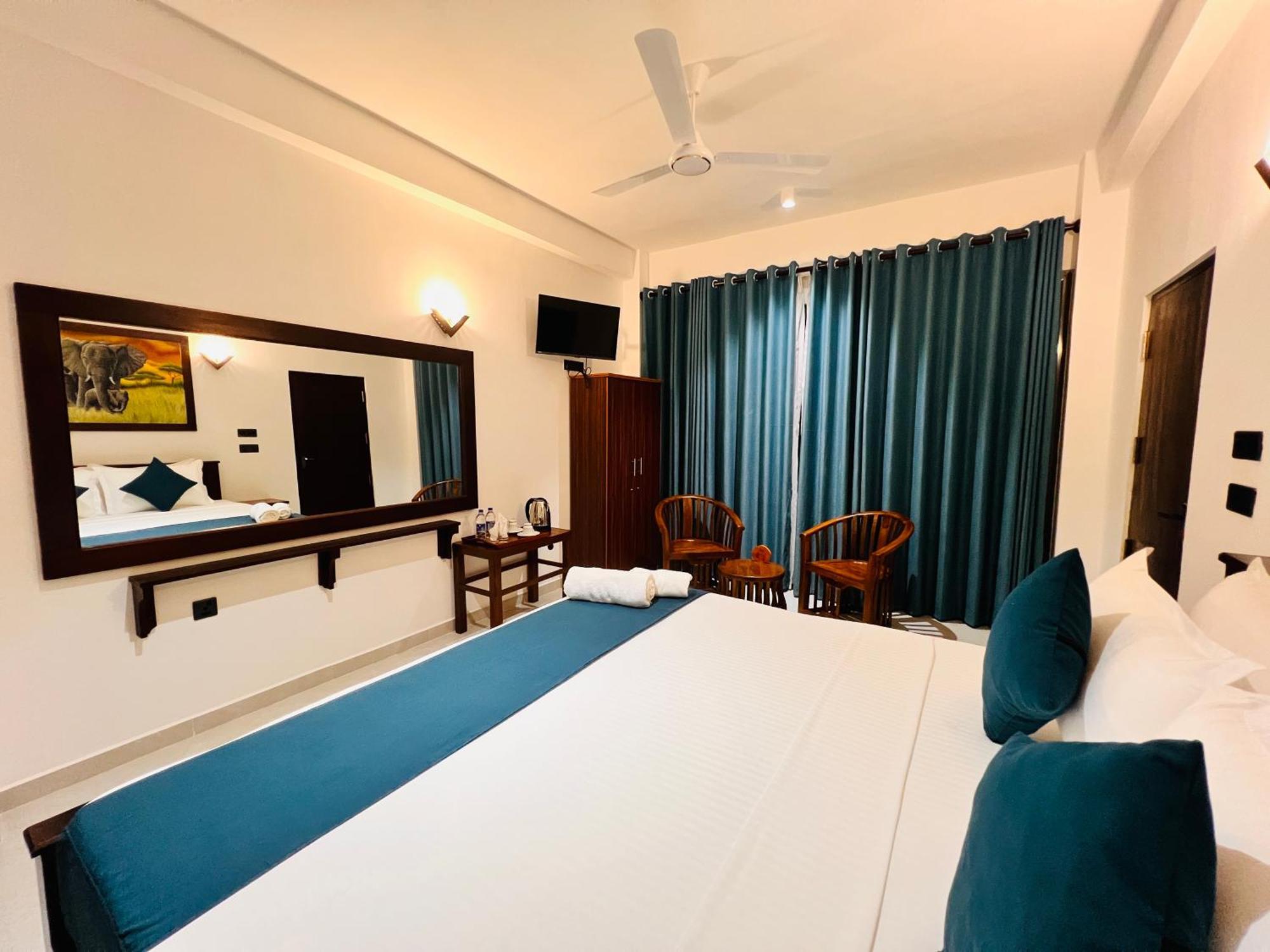Ocean Front Villa Hikkaduwa Luaran gambar