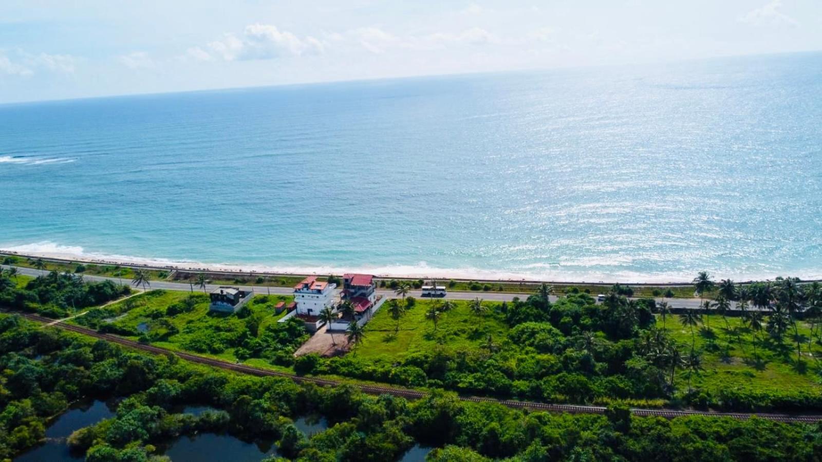 Ocean Front Villa Hikkaduwa Luaran gambar